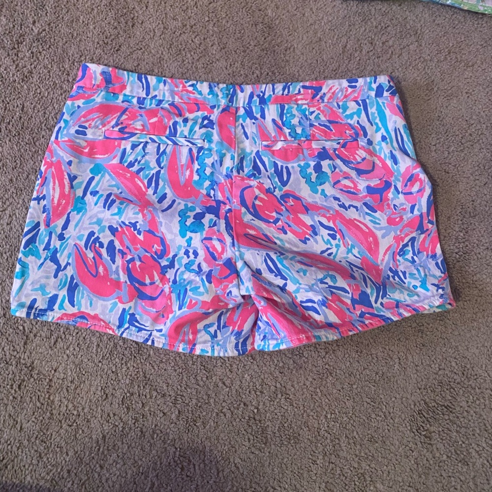 Hazelle short in Cosmic Coral Cracked Up